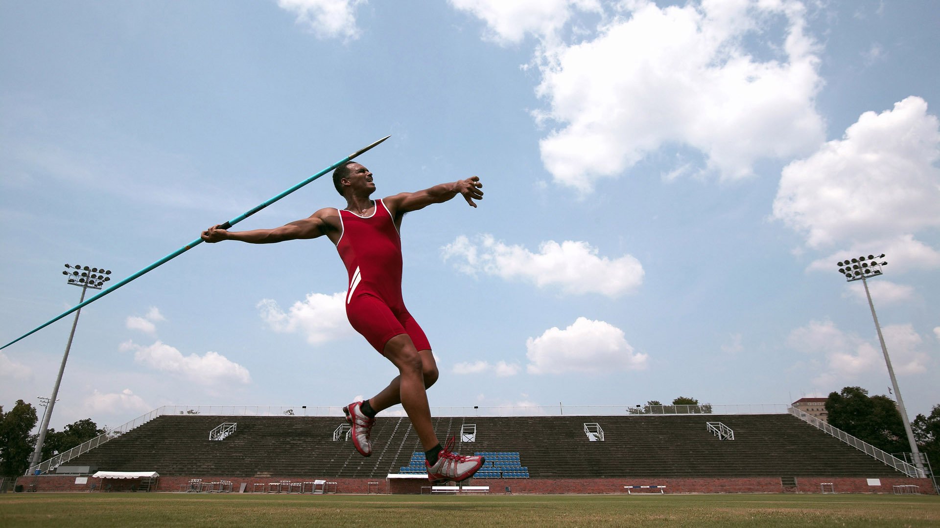 快船狂胜灰熊背后，贝恩如何从角色球员蜕变为关键先生